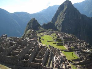 Inka Ruinen Machu Picchu bei einer Peru Rundreise